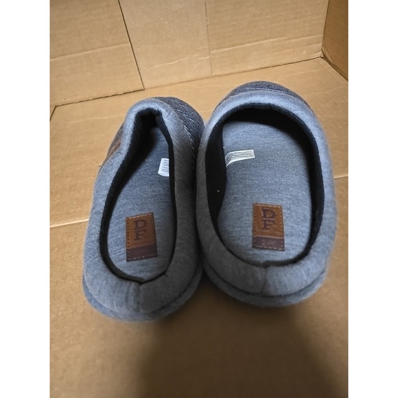 DF by Dearforms Mens Stripe Scuff Slippers NWT S 7-8  Memory Foam Slip-On clog - Picture 5 of 6